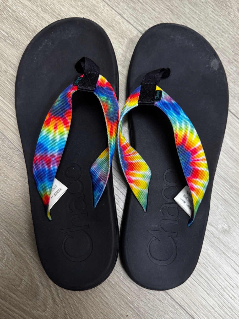 Chaco Black Flip Flops with Rainbow Tie-Dye Straps, Women's 9 EUC
